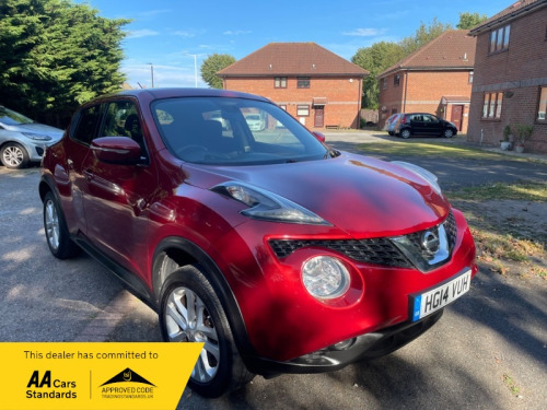 Nissan Juke  1.6 Acenta SUV 5dr Petrol XTRON Euro 5 (117 ps)