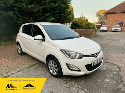 Hyundai i20  1.2 Active Hatchback 5dr Petrol Manual Euro 5 (85 bhp)