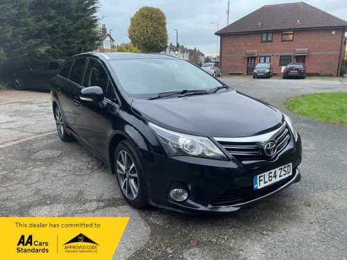 Toyota Avensis  2.0 D-4D Icon Tourer 5dr Diesel Manual Euro 5 (126 ps)