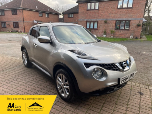 Nissan Juke  1.6 Acenta Premium SUV 5dr Petrol XTRON Euro 5 (117 ps)