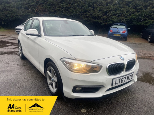 BMW 1 Series  1.5 118i SE Hatchback 5dr Petrol Auto Euro 6 (s/s) (136 ps)