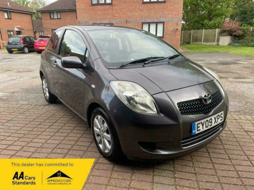 Toyota Yaris  1.3 VVT-i TR Hatchback 3dr Petrol Manual (141 g/km, 85 bhp)