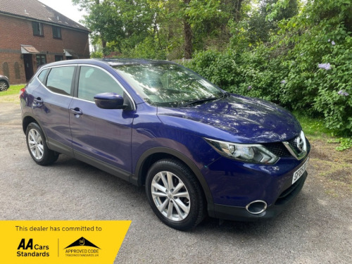 Nissan Qashqai  1.2 DIG-T Acenta SUV 5dr Petrol XTRON 2WD Euro 6 (s/s) (115 ps)