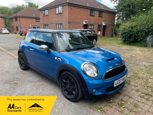 MINI Hatch  1.6 Cooper S Hatchback 3dr Petrol Steptronic Euro 4 (175 ps)