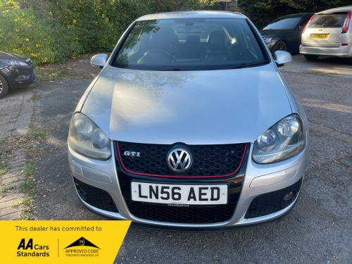 Volkswagen Golf  2.0 TFSI GTI Hatchback 3dr Petrol DSG (188 g/km, 198 bhp)
