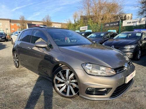 Volkswagen Golf  2.0 TDI BlueMotion Tech R-Line Edition Hatchback 5 