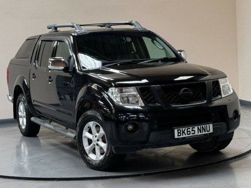 Nissan Navara  2.5 dCi Tekna 4WD Euro 5 4dr