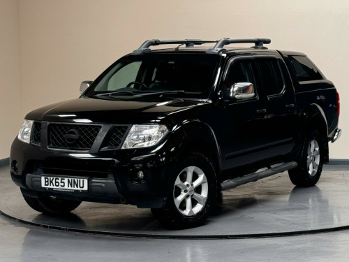 Nissan Navara  2.5 dCi Tekna 4WD Euro 5 4dr