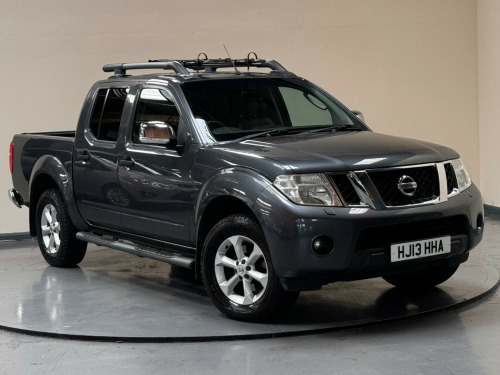 Nissan Navara  2.5 dCi Tekna 4WD Euro 5 4dr