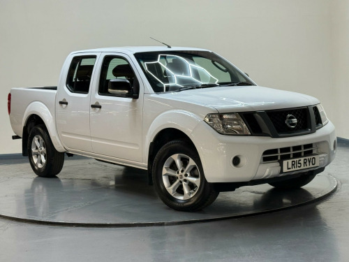 Nissan Navara  2.5 dCi Visia 4WD Euro 5 4dr 