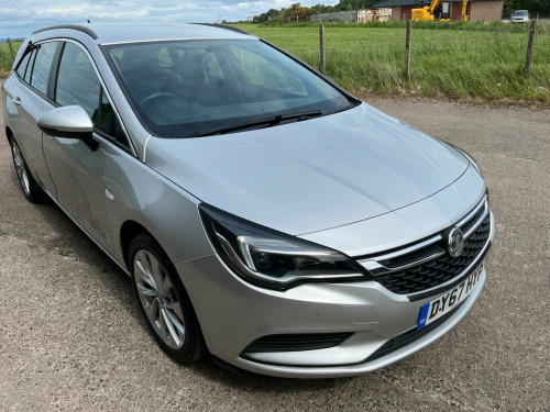 Vauxhall Astra  1.4i Tech Line Nav Sports Tourer Euro 6 5dr