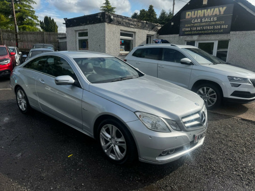 Mercedes-Benz E-Class E350 3.5 E350 CGI V6 BlueEfficiency SE G-Tronic Euro 5 2dr