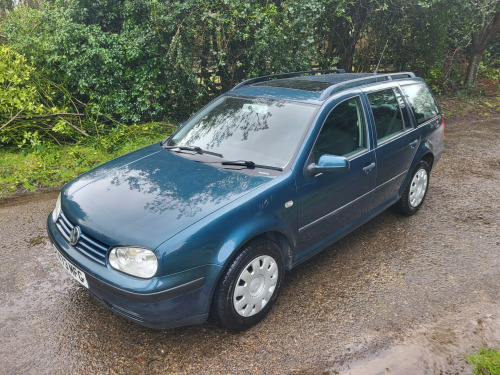 Volkswagen Golf  1.6 S Estate 5dr Petrol Manual (170 g/km, 105 bhp) 