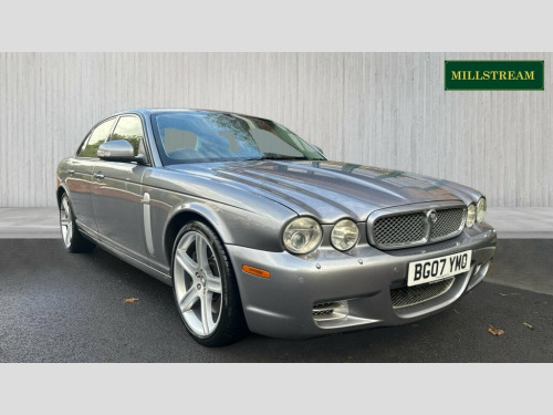 Jaguar XJR  4.2 V8 Saloon 4dr Petrol Automatic (299 g/km, 400 