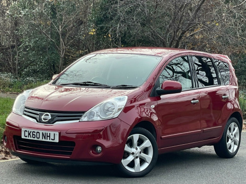 Nissan Note  1.6 16V Tekna Auto Euro 5 5dr