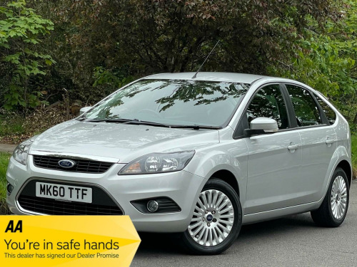 Ford Focus  2.0 Titanium Auto 5dr