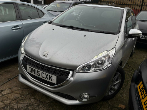 Peugeot 208  1.2 VTi PureTech Style Euro 6 5dr 