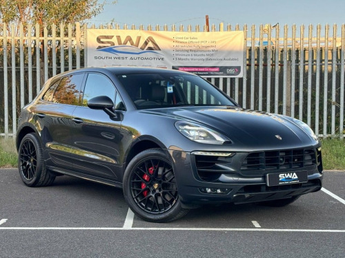Porsche Macan  GTS