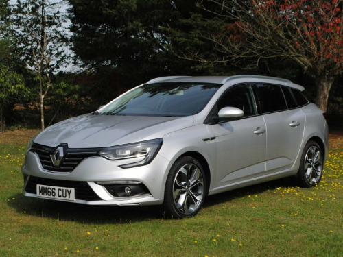 Renault Megane  1.6 dCi Signature Nav 5dr 130 BHP 6 Months Bluechi