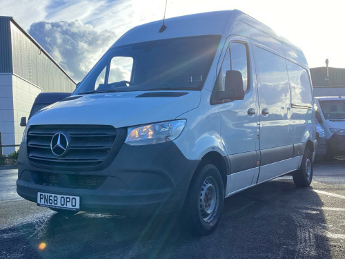 Mercedes-Benz Sprinter  LOWEST PRICE NEWSHAPE MWB AC 1 OWNER FSH