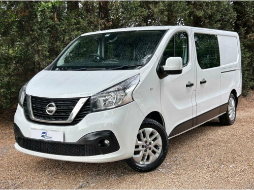 Nissan NV300  Tekna 30 LWB Crew Van Double Cab 2.0dCi Energy Eur