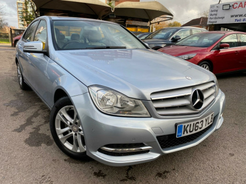 Mercedes-Benz C-Class C180 1.6 C180 Executive SE G-Tronic+ Euro 6 (s/s) 4dr