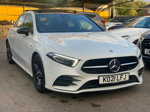 Mercedes-Benz A-Class A180 1.3 A180 AMG Line Edition (Premium Plus) 7G-DCT Euro 6 (s/s) 5dr