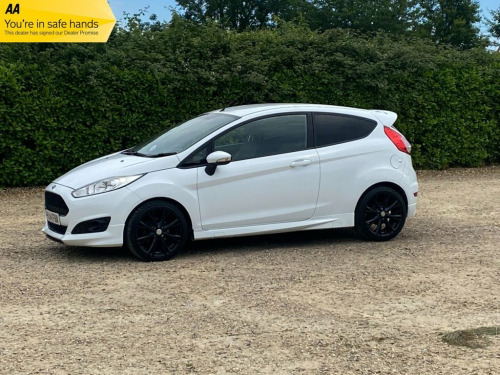 Ford Fiesta  1.0 ZETEC S 3d 124 BHP