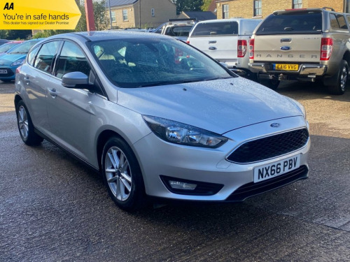 Ford Focus  1.0 ZETEC 5d 100 BHP