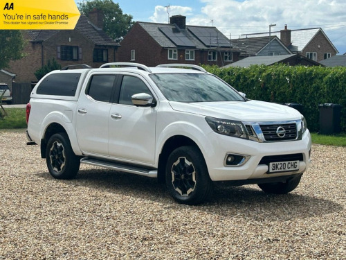 Nissan Navara  2.3 dCi Tekna Pickup Double Cab 4dr Diesel Manual  