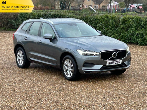 Volvo XC60  2.0 D4 Momentum SUV 5dr Diesel Auto AWD Euro 6 (s/ 