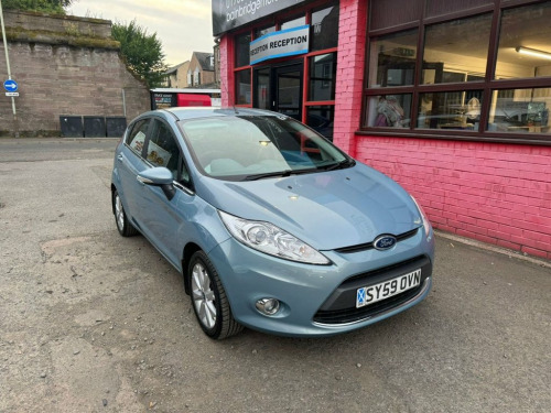 Ford Fiesta  1.4 ZETEC 16V 5d 96 BHP