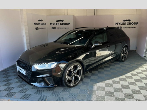 Audi A4  2.0 AVANT TDI S LINE BLACK EDITION MHEV 5d 161 BHP