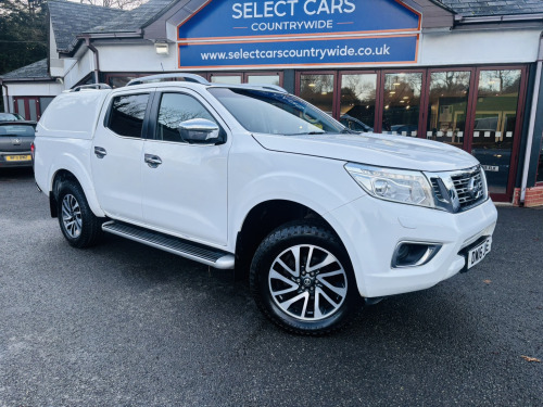 Nissan Navara  2.3 dCi Tekna Pickup Double Cab 4dr Diesel Auto 4WD Euro 5 (190 ps)