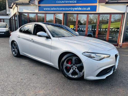 Alfa Romeo Giulia  2.2 TD Speciale Saloon 4dr Diesel Auto Euro 6 (s/s) (180 ps)