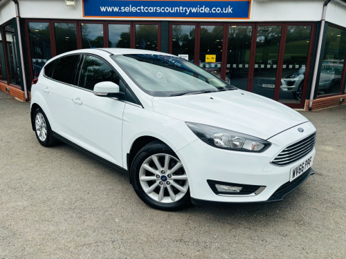 Ford Focus  1.0T EcoBoost Titanium Hatchback 5dr Petrol Manual Euro 6 (s/s) (125 ps)