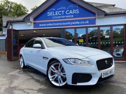 Jaguar XF  3.0 V6 S Saloon 4dr Petrol Auto Euro 6 (s/s) (380 ps)