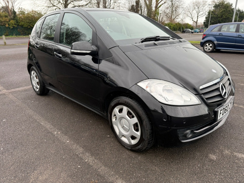 Mercedes-Benz A-Class A160 A160 CLASSIC SE 5-Door