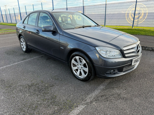 Mercedes-Benz C-Class C220 C220 CDI BLUEEFFICIENCY EXECUTIVE SE 4-Door