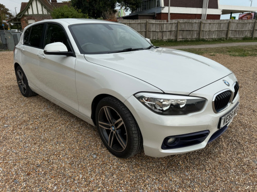 BMW 1 Series 116 116D SPORT 5-Door