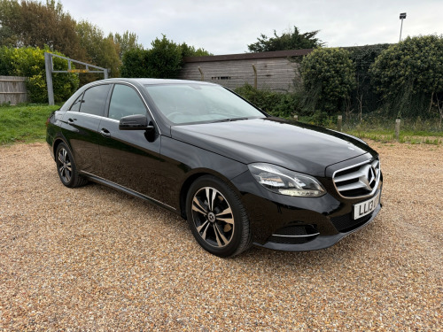 Mercedes-Benz E-Class E220 2.1 E220 CDI SE Saloon 4dr Diesel G-Tronic+ Euro 5 (s/s) (170 ps)