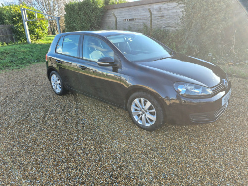 Volkswagen Golf  1.6 TDI Match Hatchback 5dr Diesel DSG Euro 5 (105 ps) 