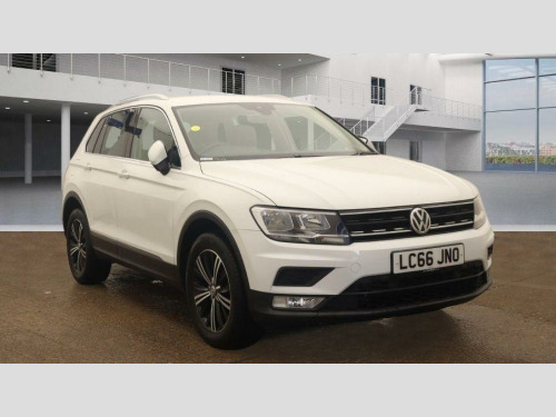 Volkswagen Tiguan  2.0 TDI BlueMotion Tech SE DSG 4Motion Euro 6 (s/s) 5dr