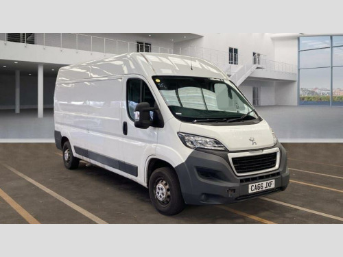 Peugeot Boxer  2.0 BlueHDi 335 Professional L3 H2 Euro 6 5dr