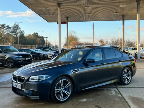 BMW M5  4.4 V8 Saloon 4dr Petrol DCT Euro 6 (s/s) (560 ps)