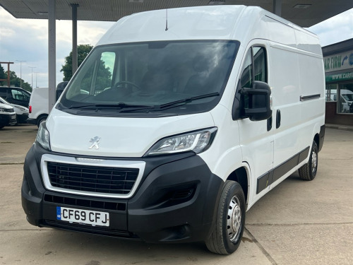 Peugeot Boxer  2.2 BlueHDi 335 Professional Panel Van 5dr Diesel Manual L3 H2 Euro 6 (s/s)