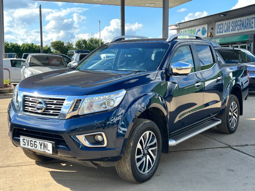 Nissan Navara  2.3 dCi Tekna Pickup Double Cab 4dr Diesel Auto 4WD Euro 6 (190 ps)