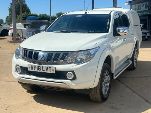 Mitsubishi L200  2.4 DI-D DC Titan Pickup Double Cab 4dr Diesel Manual 4WD Euro 6 (178 ps)
