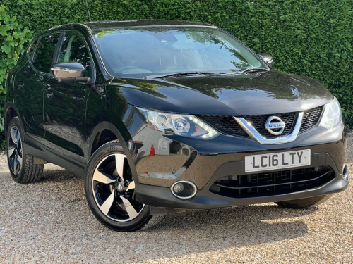 Nissan Qashqai  1.5 dCi N-Connecta SUV 5dr Diesel Manual 2WD Euro 