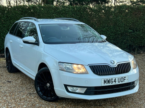 Skoda Octavia  1.6 TDI Black Edition Estate 5dr Diesel DSG Euro 5 